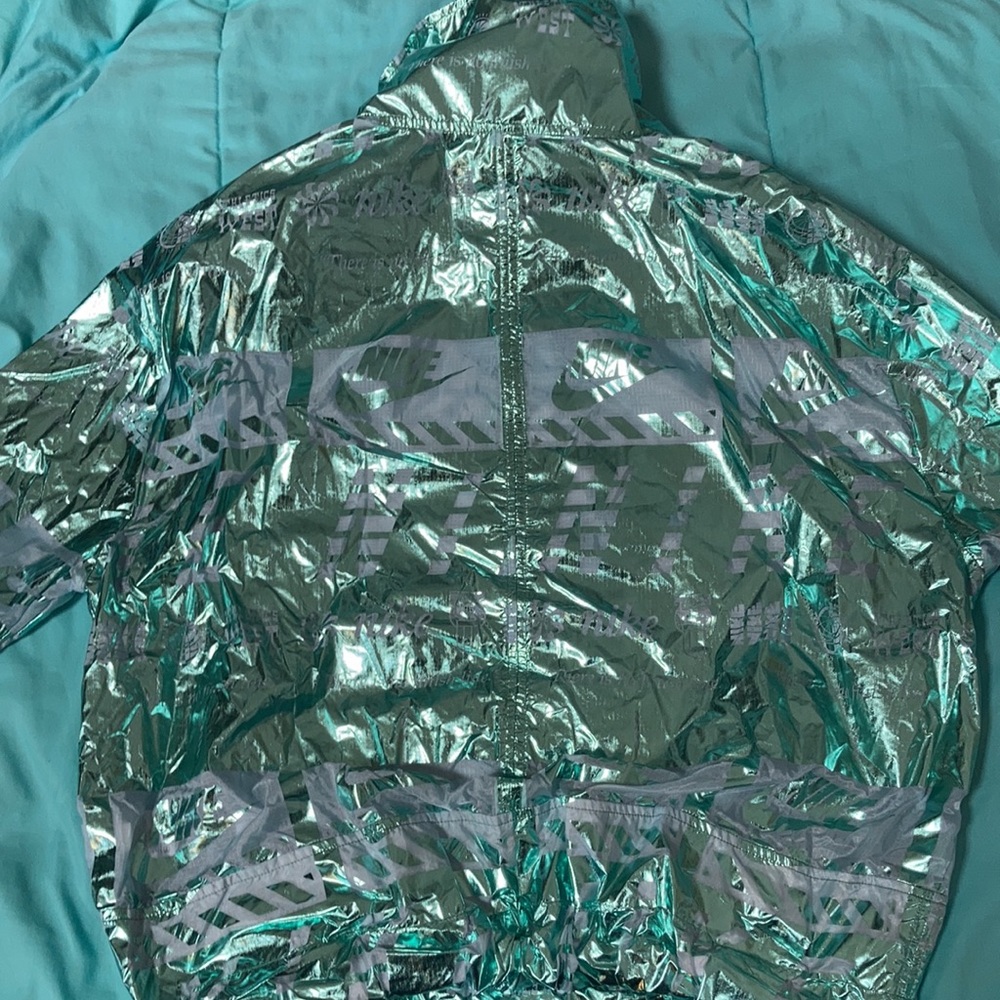 Nike flashy windbreaker - Picture 3 of 10